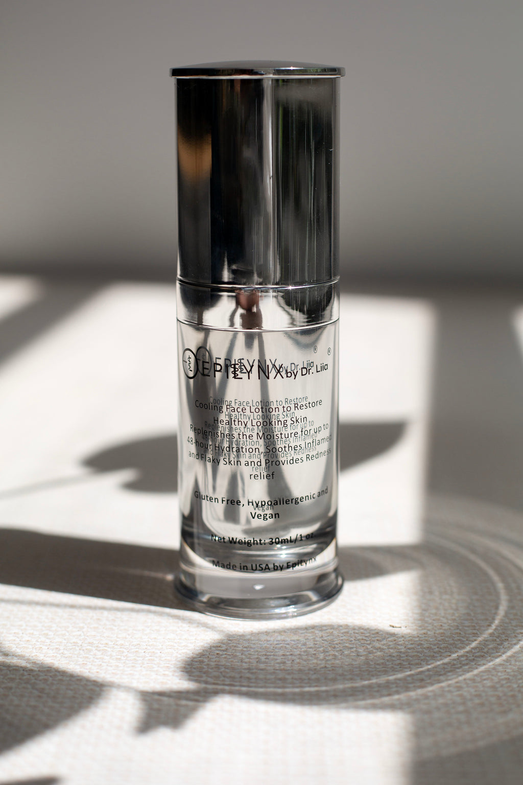 Lightweight Face Moisturizer for Sensitive & Dry Skin – Calming & Hydrating